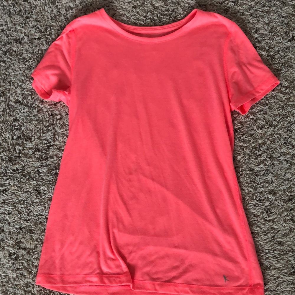 🔴Pink tee